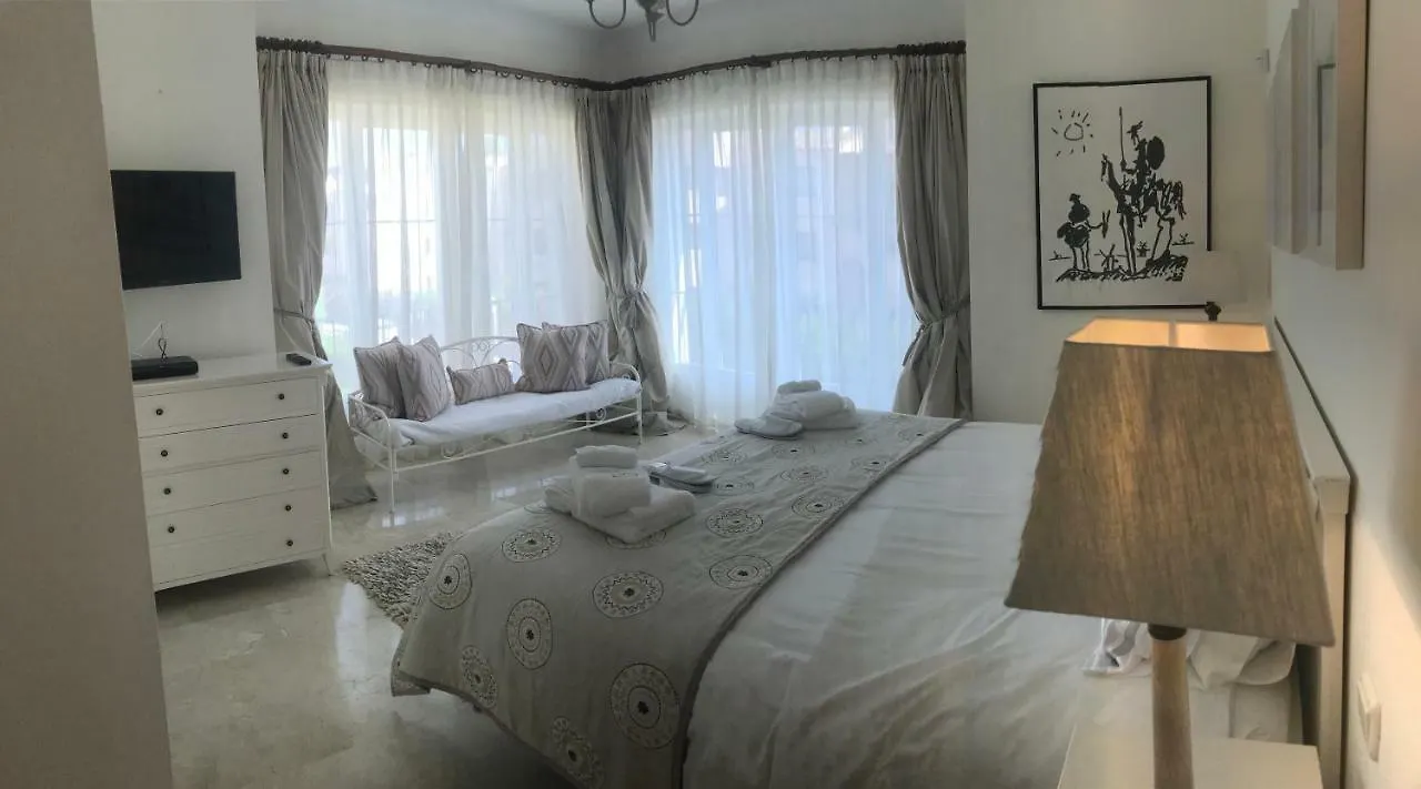 فيلة فندق ماربيافي  El Rincon De Santa Maria